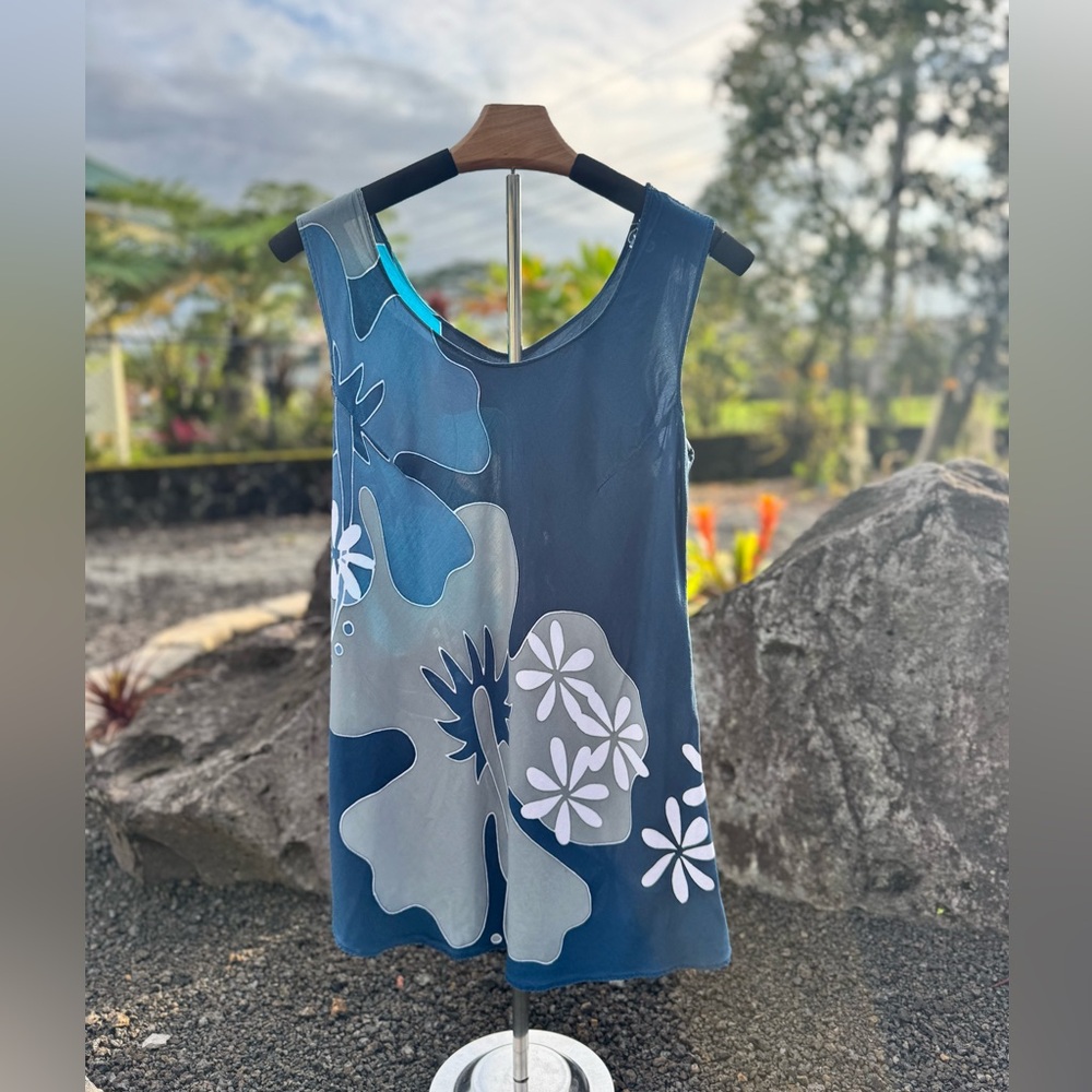 Blue Tropical Floral Tank Top Size Small Hawaii Style